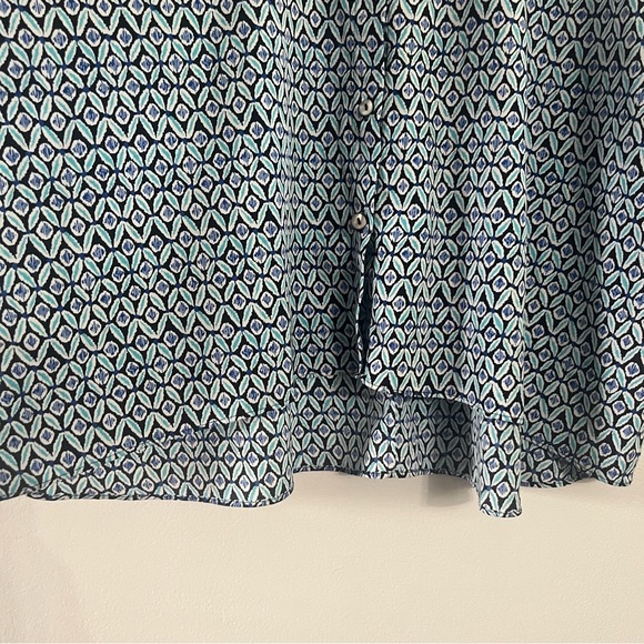 Chico’s Lightweight Blue Geometric Print Button Down Blouse 3/4 Sleeves 2 12/14 - Picture 5 of 9